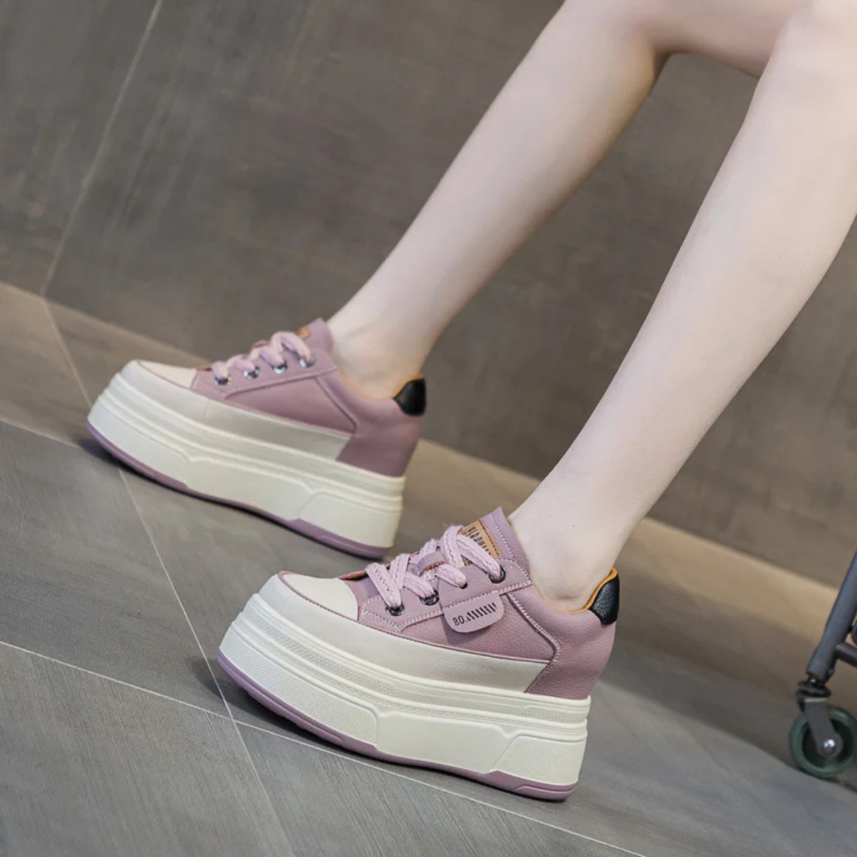Chaussures Plates-Formes Élévatrices 9 cm pour Femme Moderne